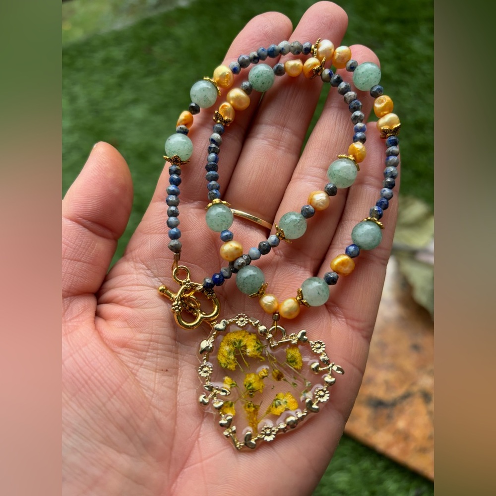 ARTISAN Hand Crafted Green Jade Lapis Lazuli Yellow Genuine Pearl Resin Heart - Picture 3 of 7